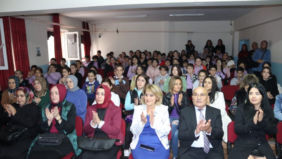 Lösemili Çocuklar Haftası İlçe Milli Eğitim Müdürümüz Sn.Sevcenur ÖZCAN'nın Katılımı ile Atatürk İlkokulun'da Kutlandı