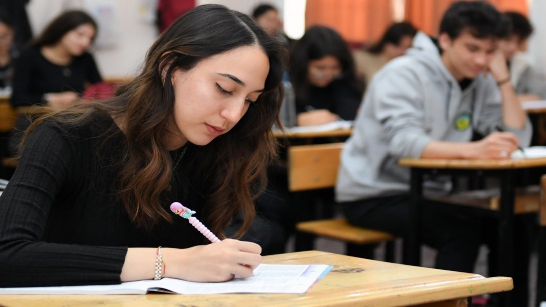 1. DÖNEM 1. YAZILI SINAVLARINA İLİŞKİN ÖRNEK SORU KİTAPÇIKLARI YAYIMLANDI